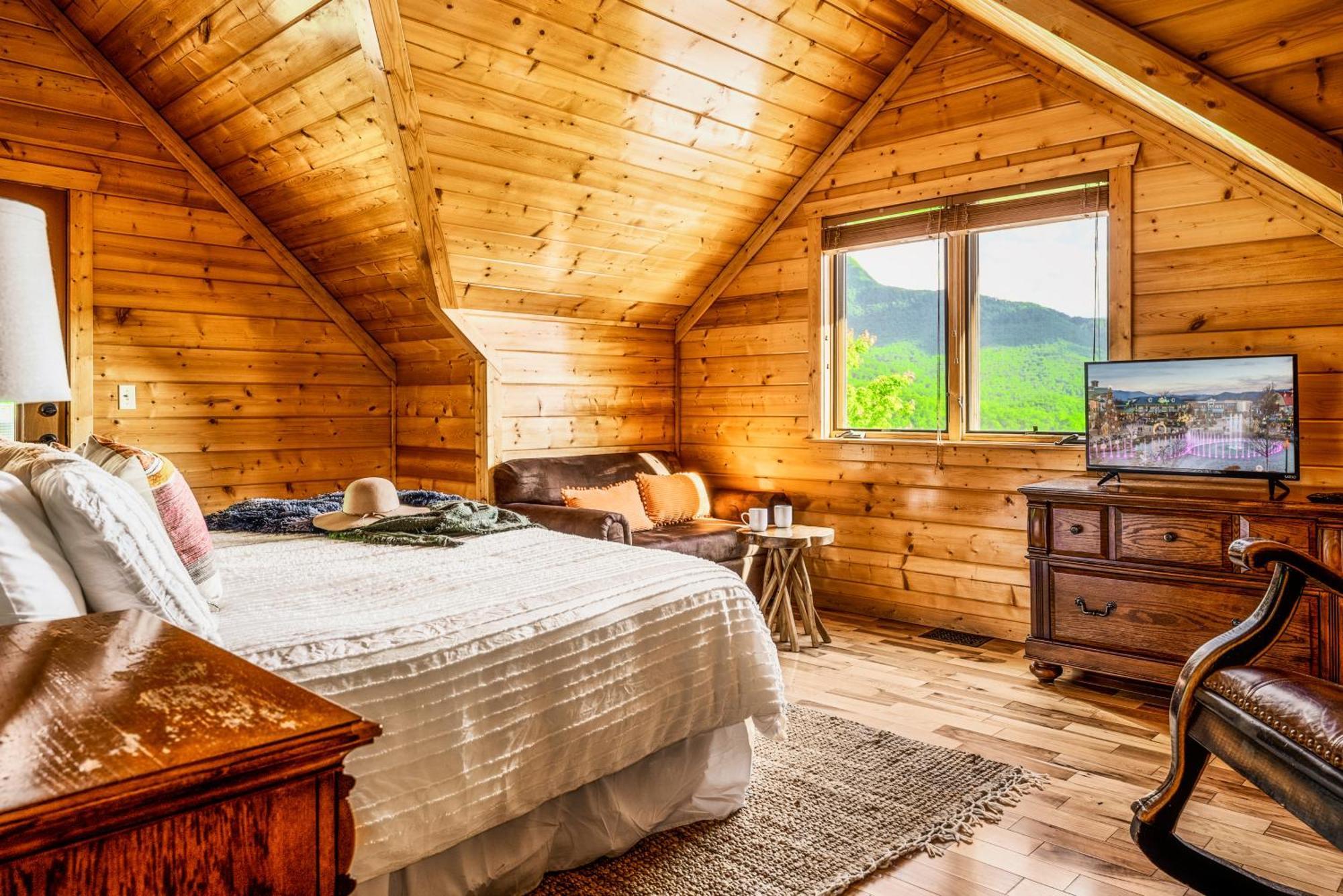 Great Alpine - 4 Kingsuites-june Deals-views-hot Tub-firepit-gamerm