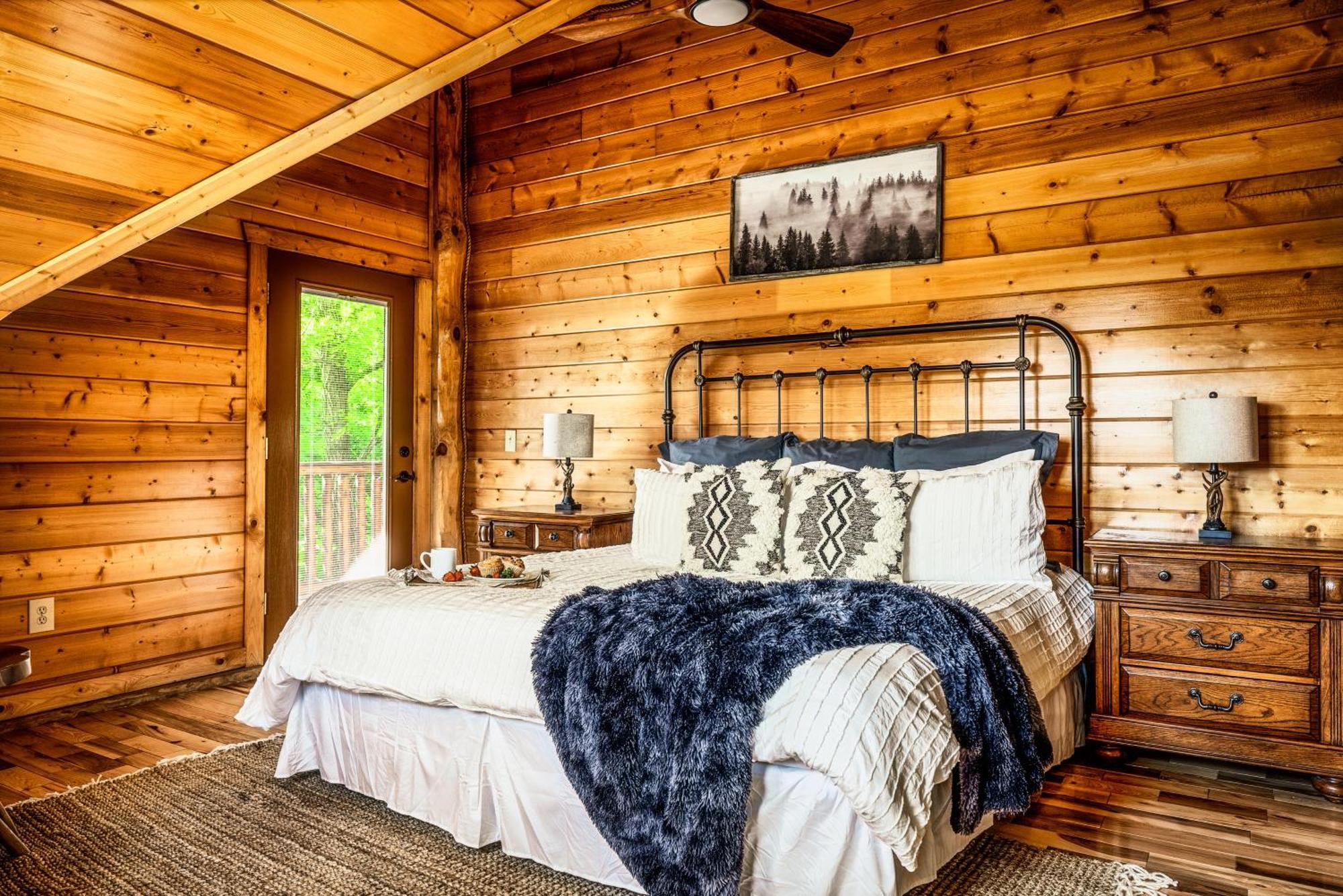 Great Alpine - 4 Kingsuites-june Deals-views-hot Tub-firepit-gamerm