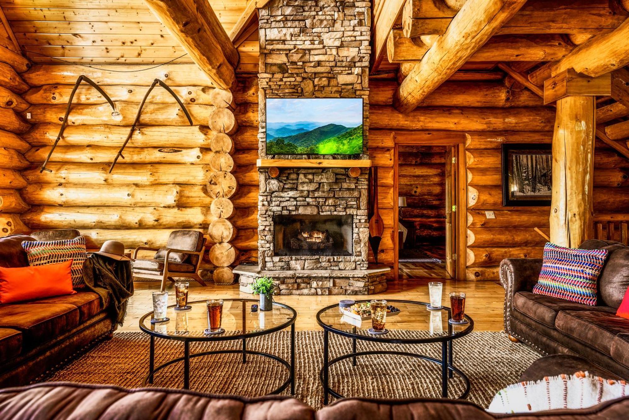 Great Alpine - 4 Kingsuites-june Deals-views-hot Tub-firepit-gamerm Chalet