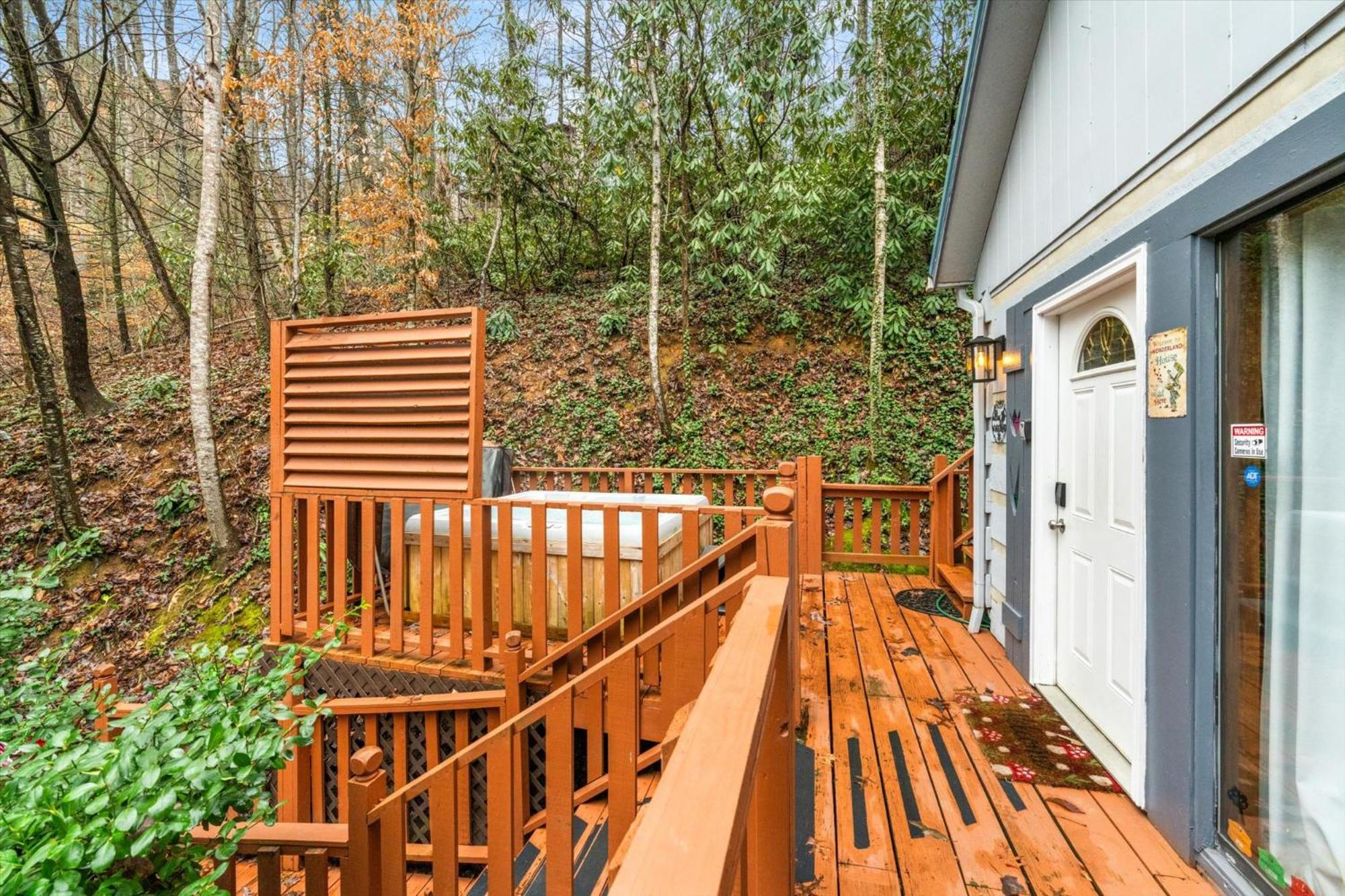 Holiday home Downtown Getaway Bbq, Hot Tub & Fun Games!