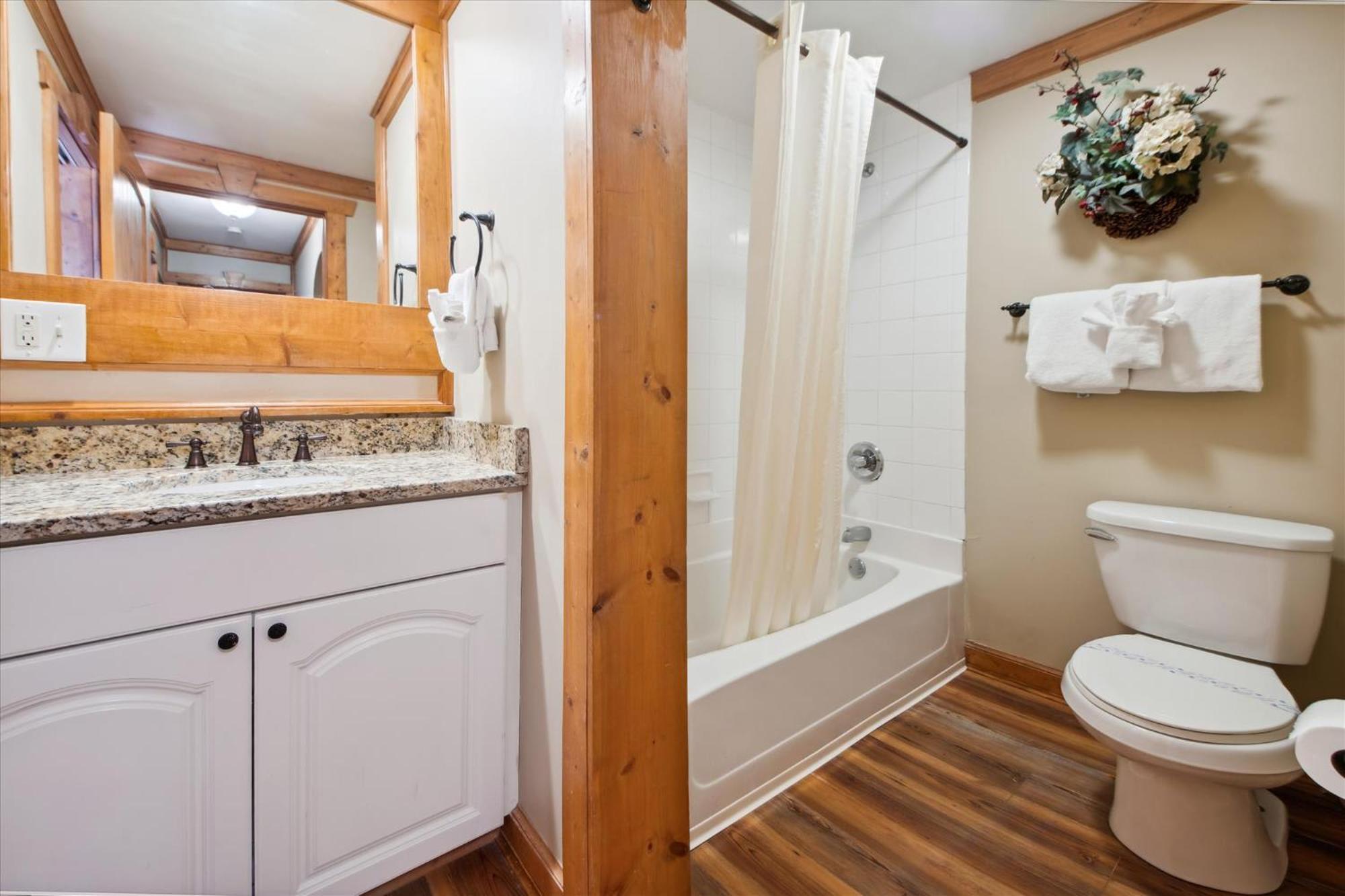 Fam Friendly - 2br - Pool Fitness Ctr * Gatlinburg