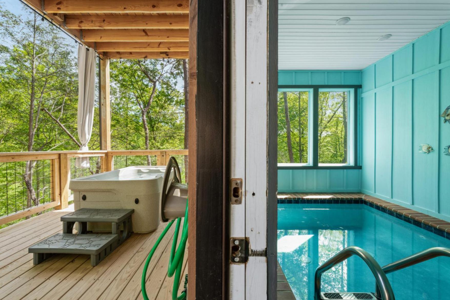 Romantic Retreat By Ghosal Luxury Gatlinburg