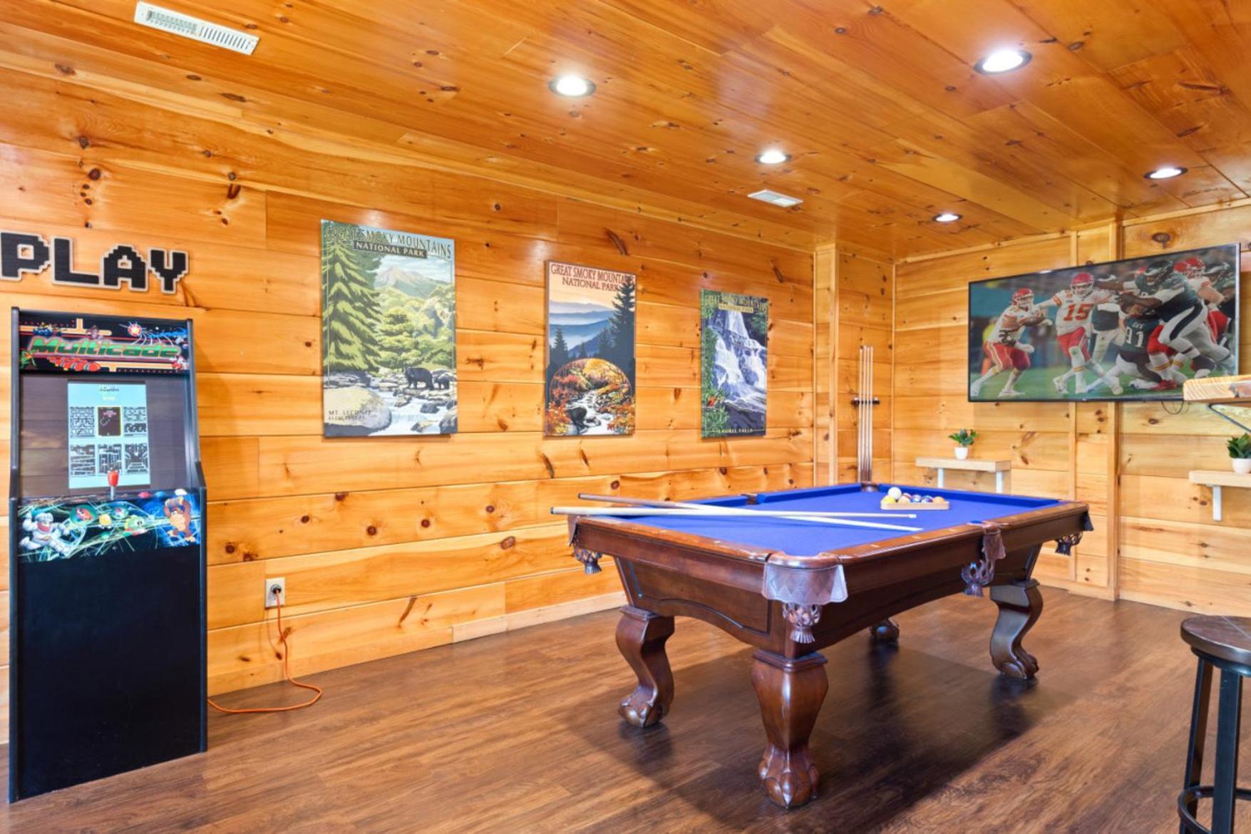 Whispering Pines Retreat By Ghosal Luxury *