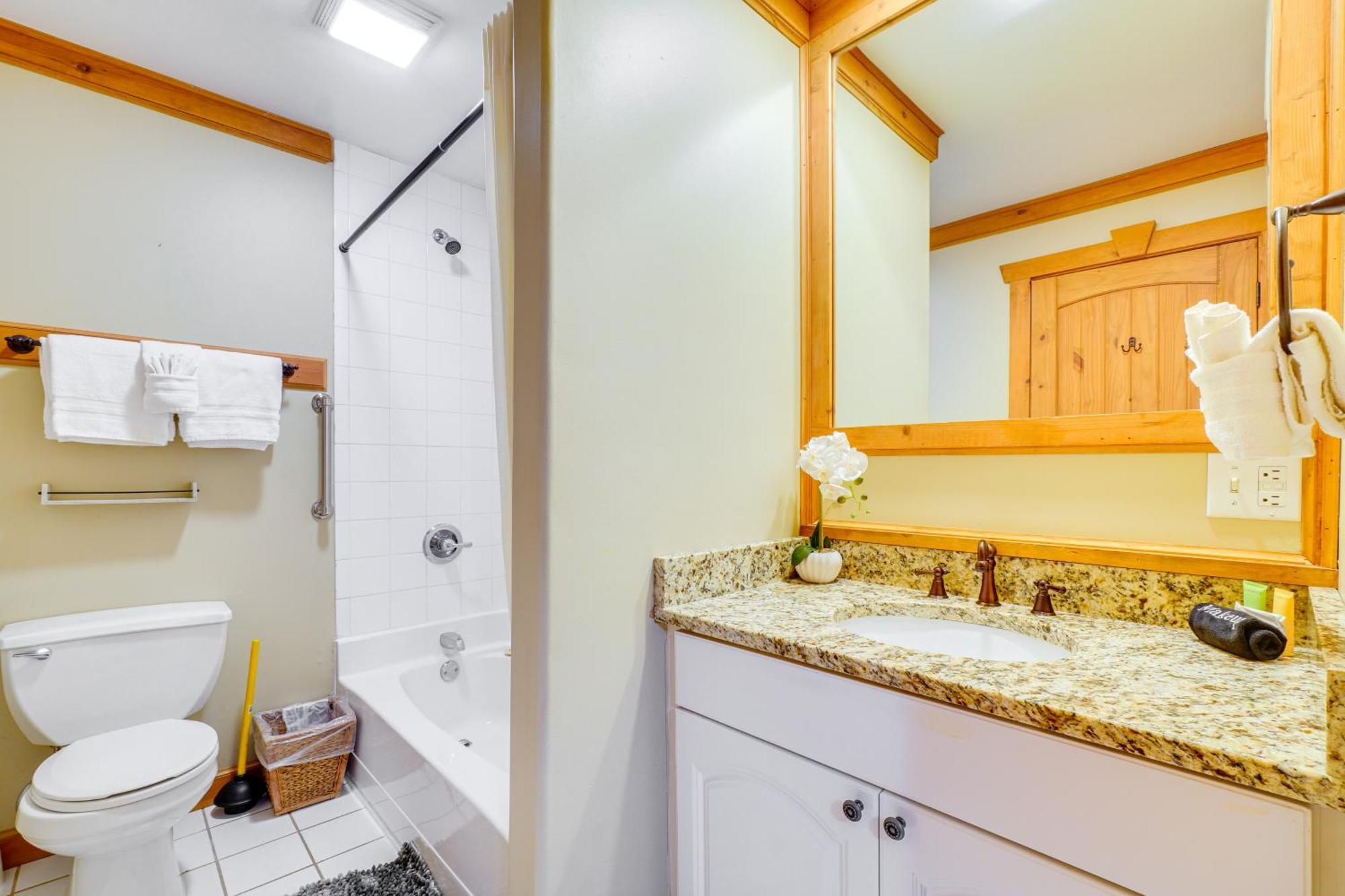 Cozy With Sauna Near Hiking Trails Apartment