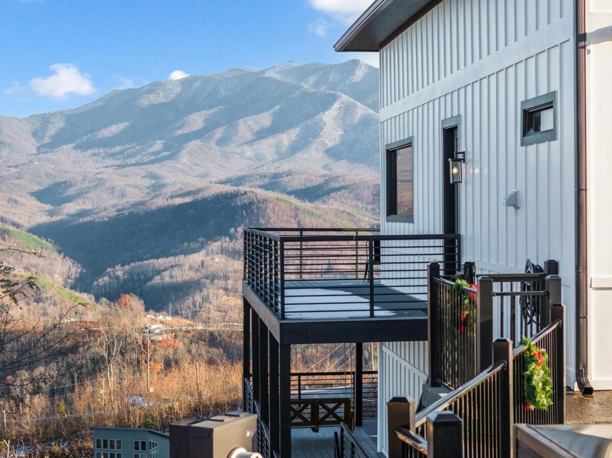 Luxury With Views * Gatlinburg