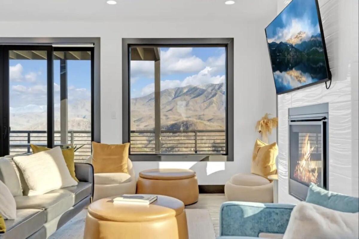 Luxury With Views *
