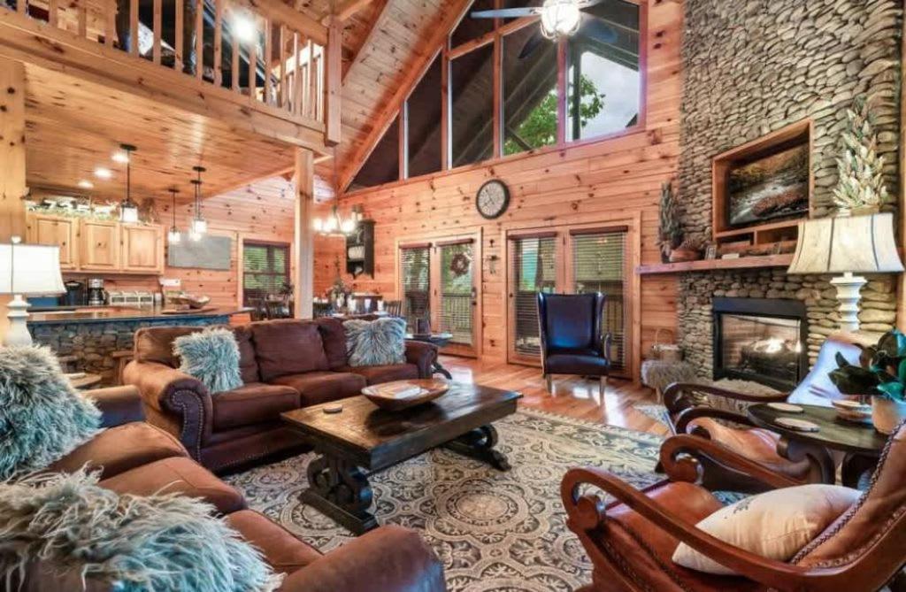Mountain Views W Hot Tub Firepit & Game Holiday home *