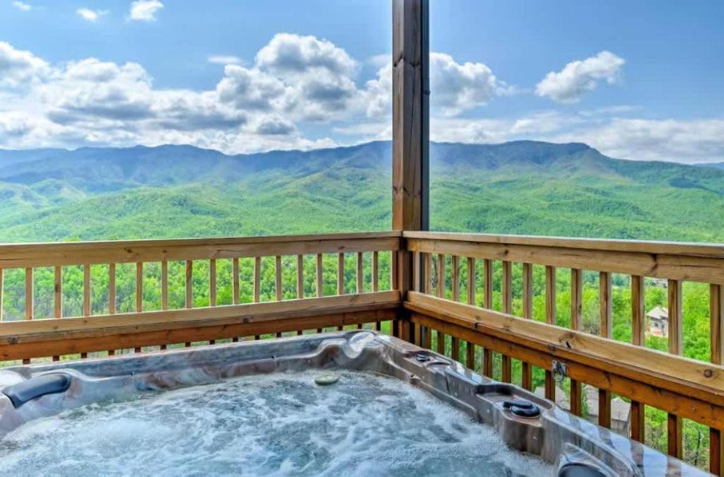 Holiday home Mountain Views W Hot Tub Firepit & Game