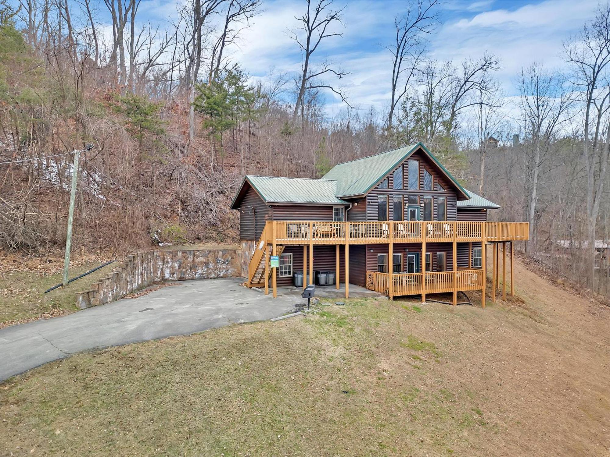 Life Of Luxury #12 Gatlinburg