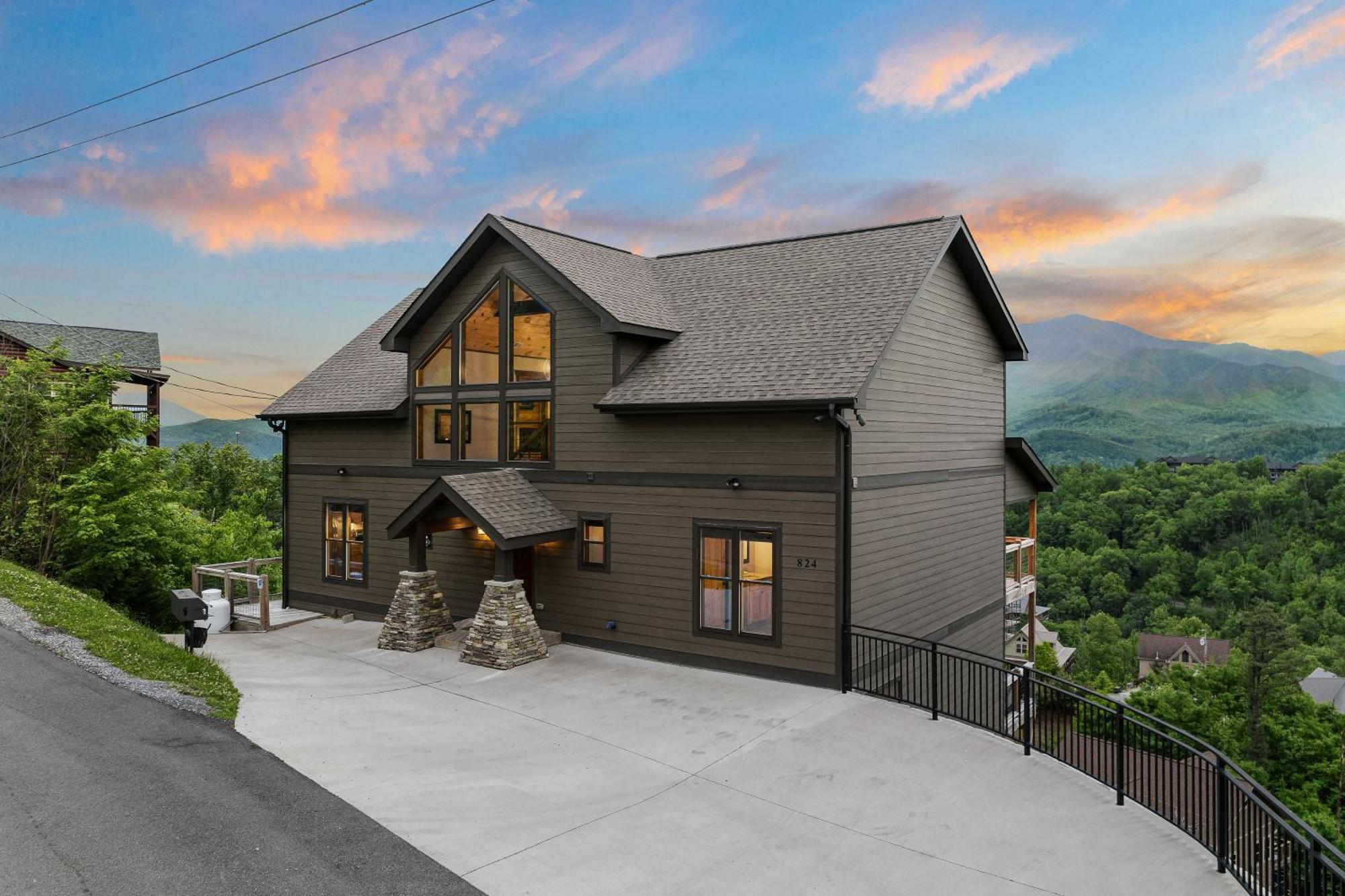 Breathless Views Gatlinburg