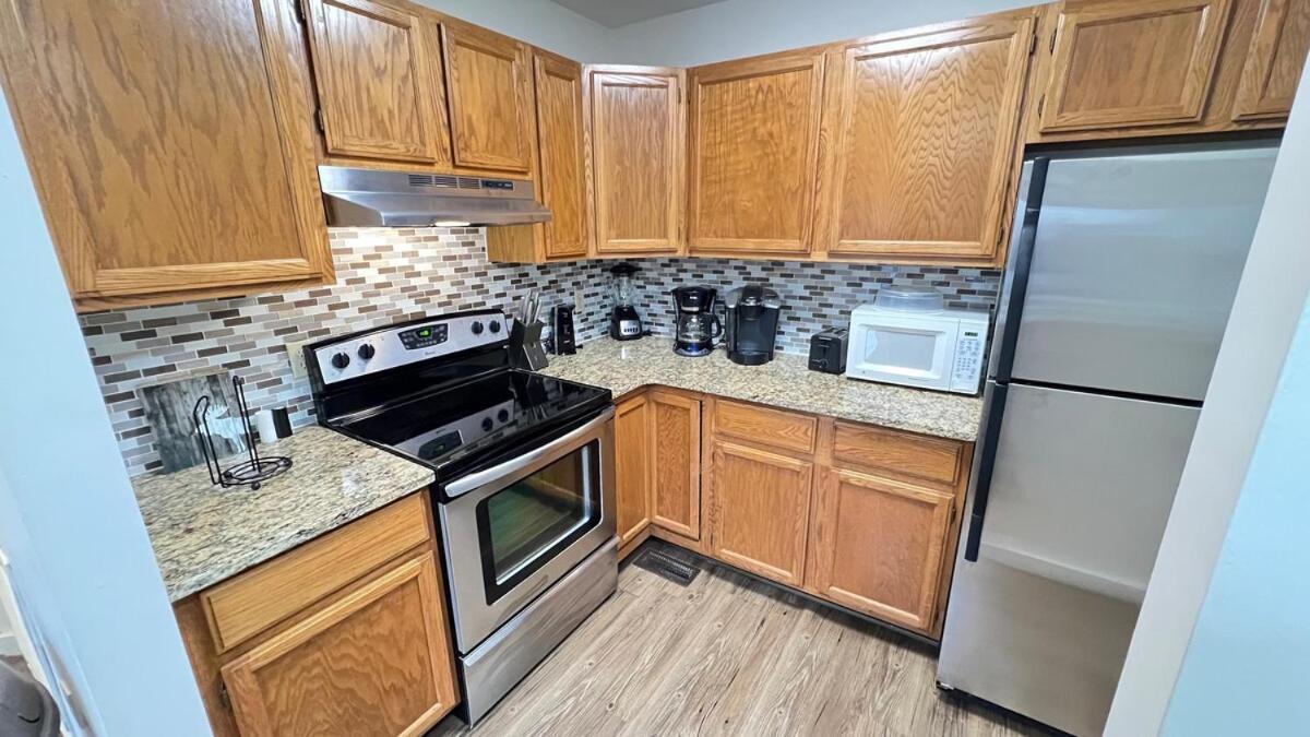 Cub Way-cozy 1 Bedroom With Sleeping Loft Chalet Gatlinburg