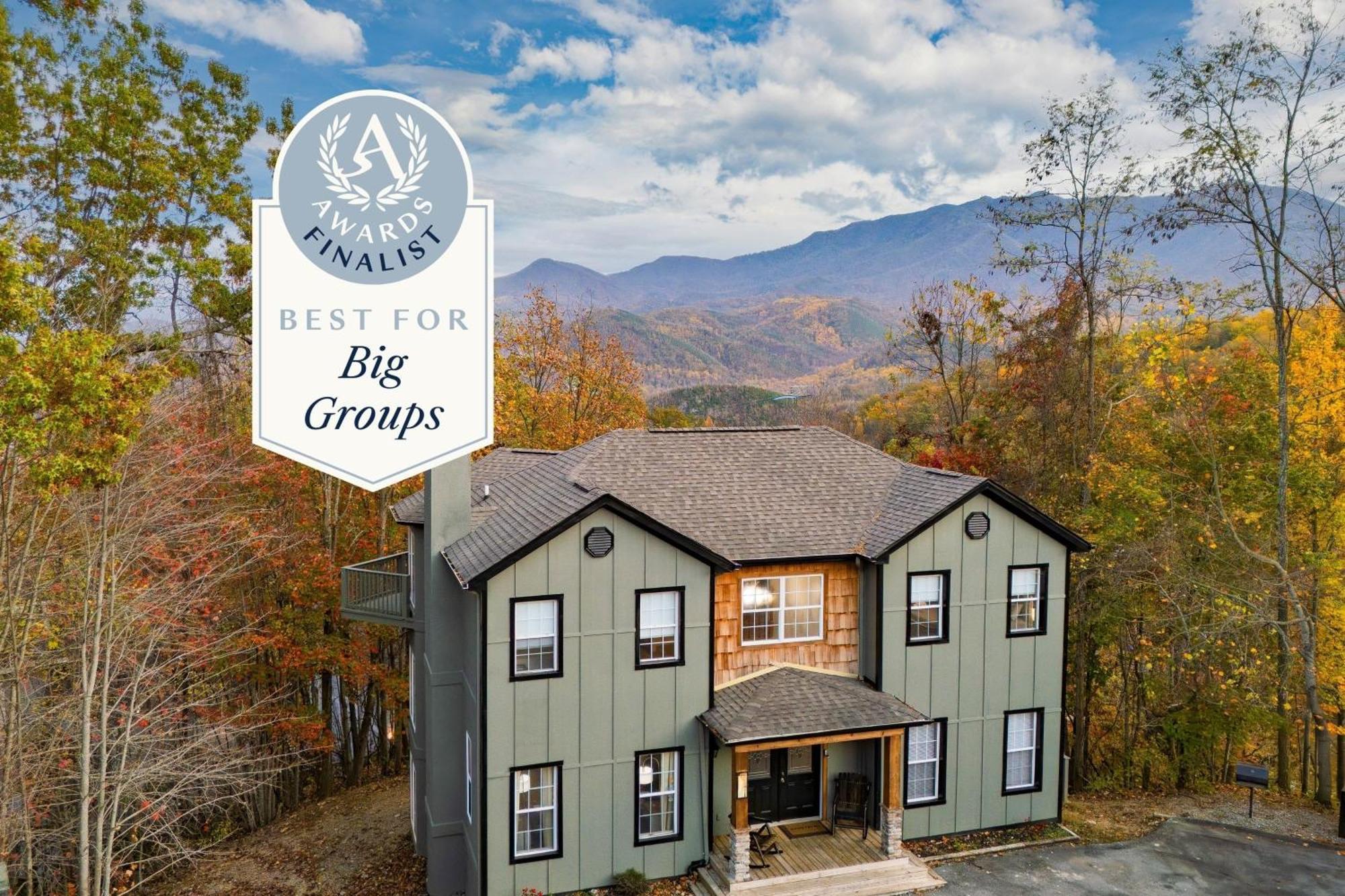 Greene Mountain By Avantstay Sleeps 22 Hot Tub Game Theater Holiday home