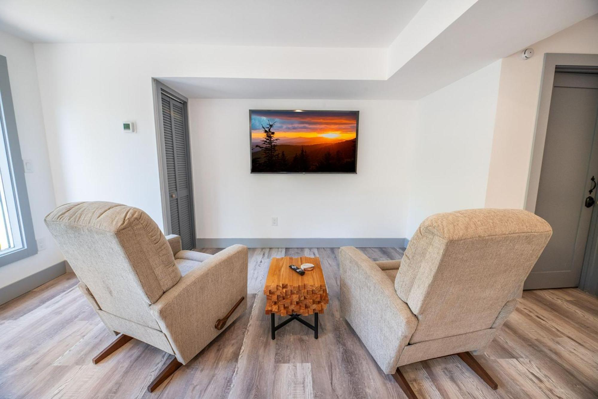Villa Hidden Hills