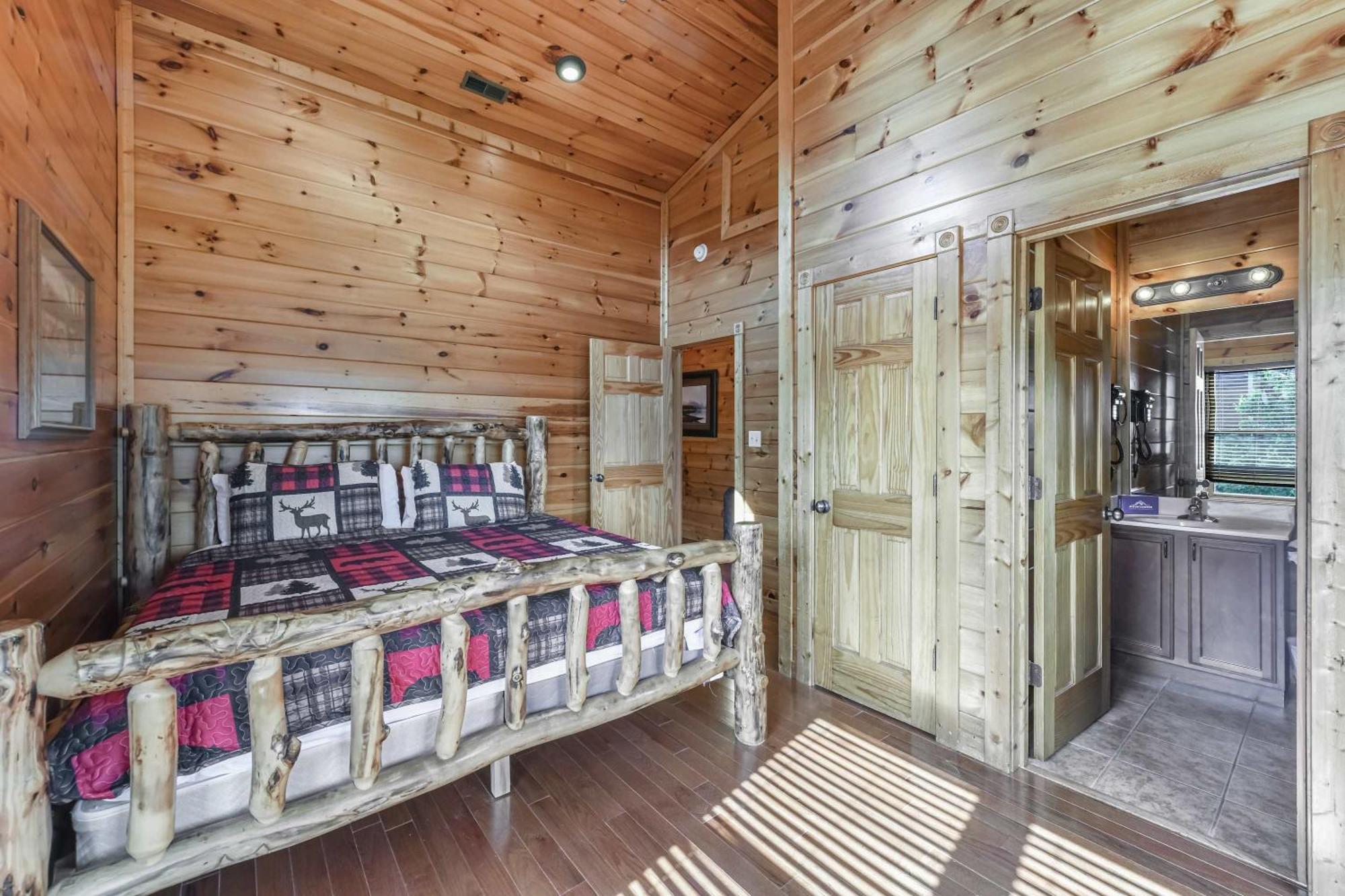 Chalet Breath Taking Sunrise Views - Amenities *