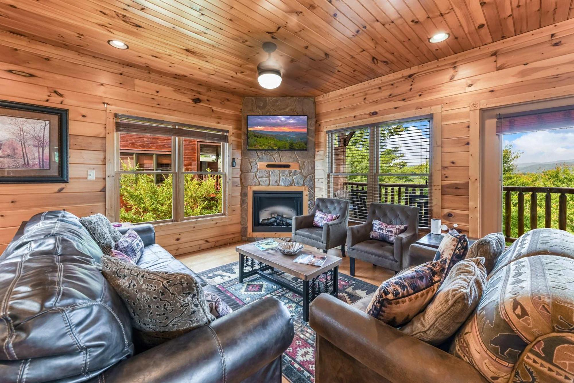 Breath Taking Sunrise Views - Amenities Gatlinburg
