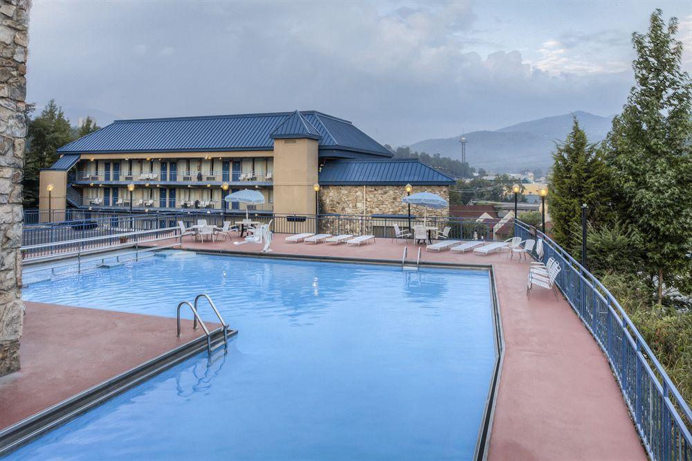 Clarion Pointe Downtown Gatlinburg