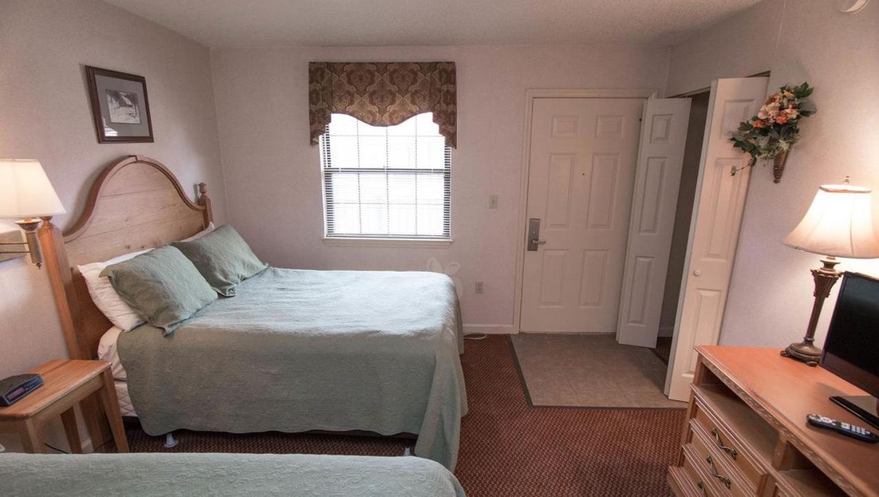 Apartment Heart Of Gatlinburg, Sleep 6-8 Gatlinburg
