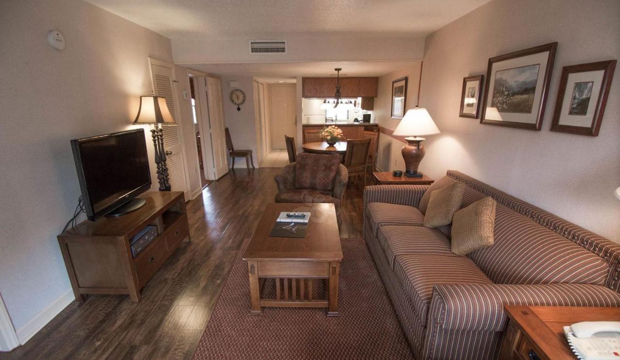 Heart Of Gatlinburg, Sleep 6-8 Apartment