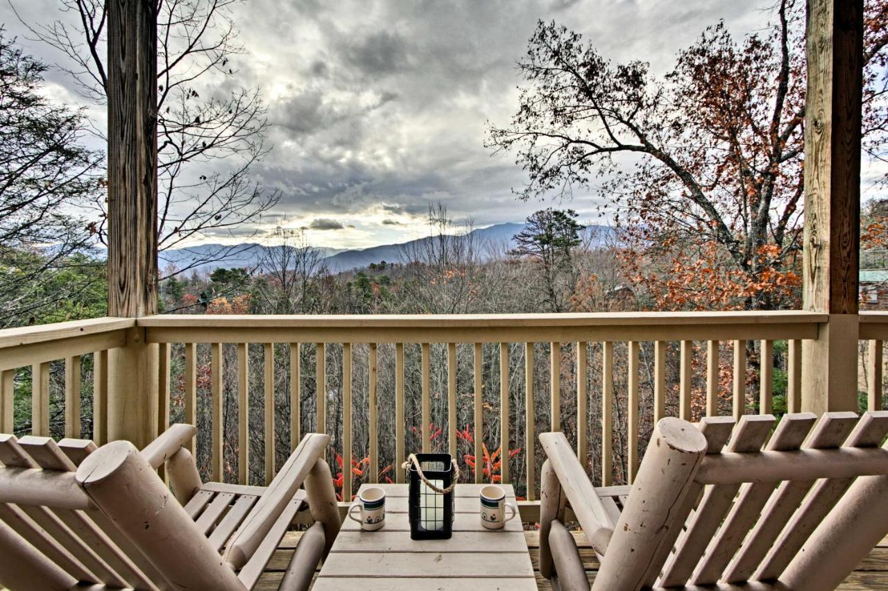 Holiday home With Pool Table And Hot Tub! Gatlinburg