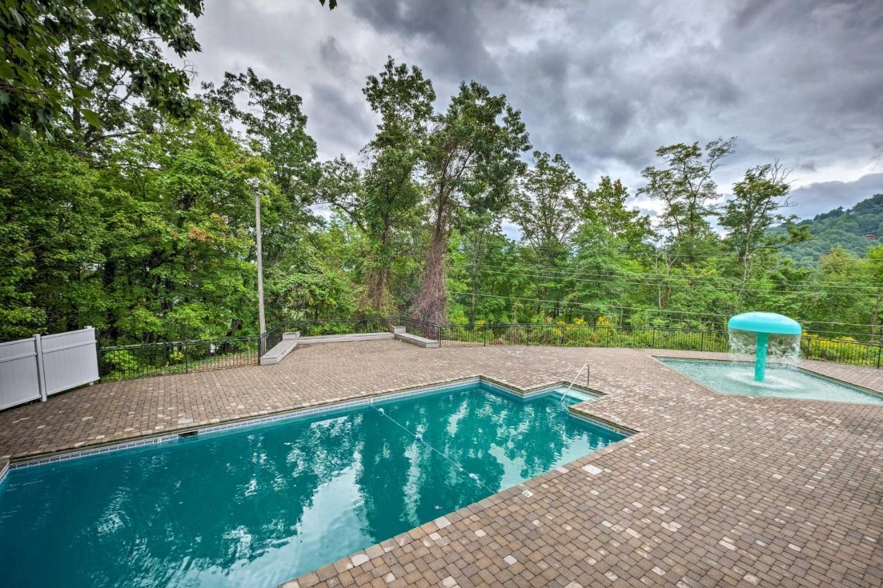 Village Upper Alpine With Pool Access! *