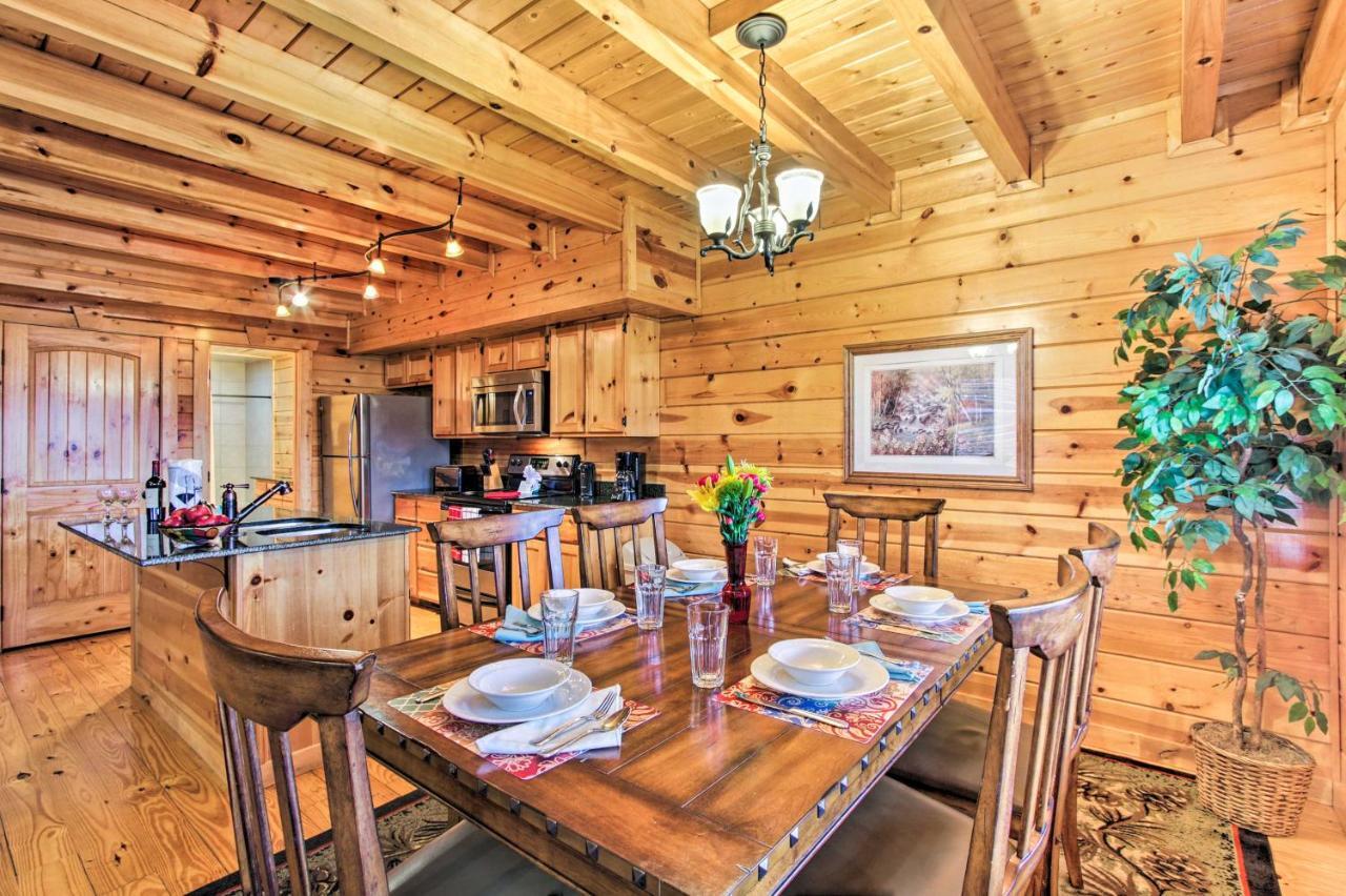 With Pool By National Park! Holiday home