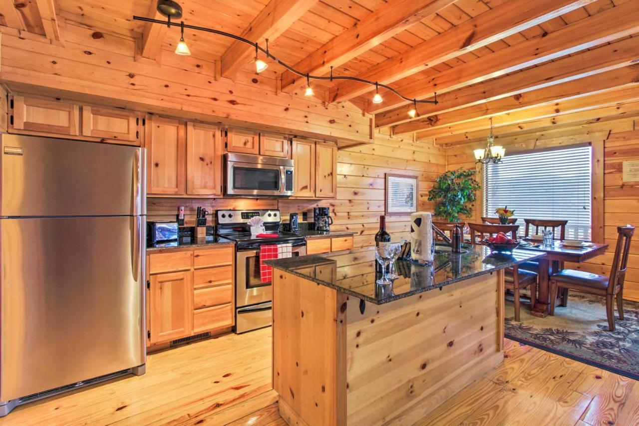 With Pool By National Park! * Gatlinburg