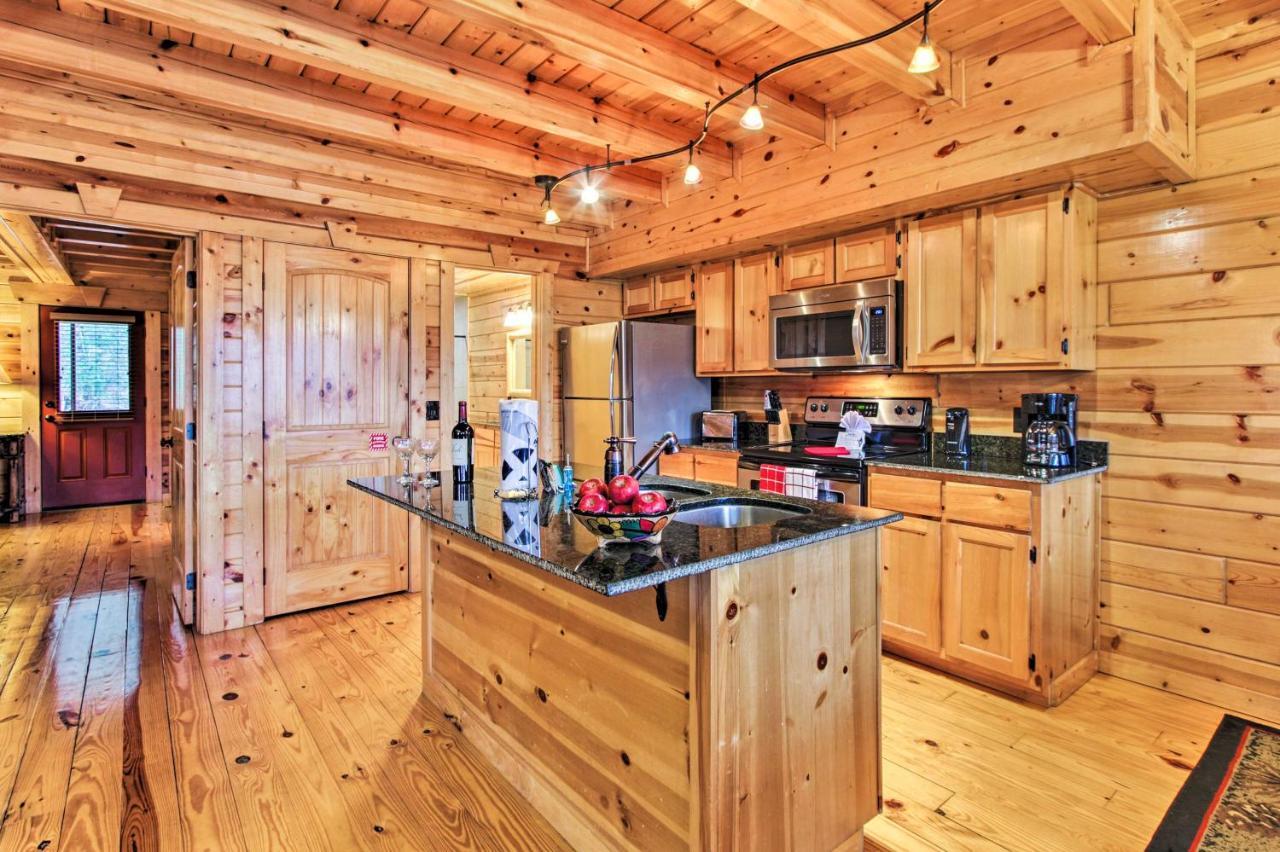 With Pool By National Park! Gatlinburg