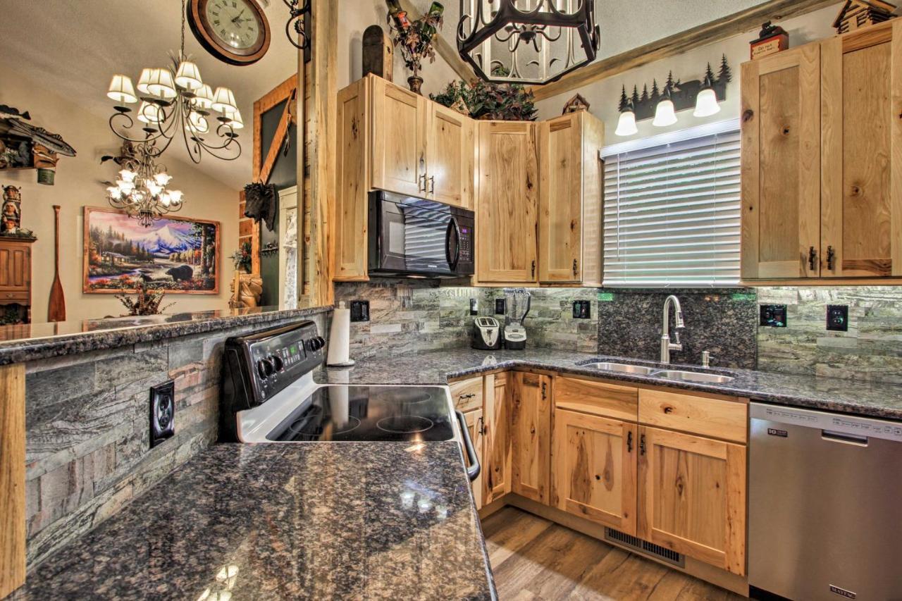 Holiday home Eclectic With Hot Tub 1 Mi To Ober *