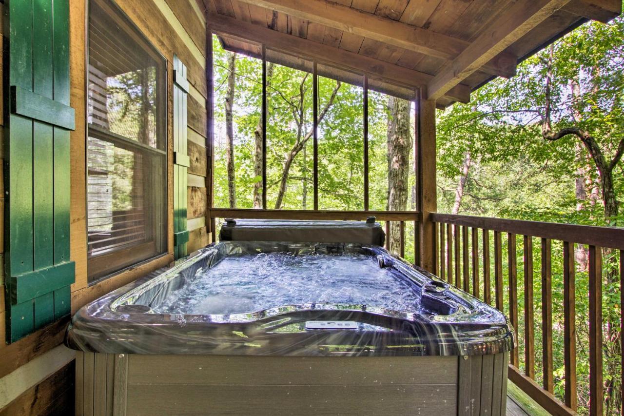 Secluded Forest Cabin, 4 Mi To Downtown Gatlinburg