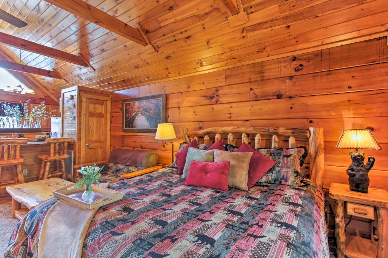 Two Hearts Cabin With Hot Tub, Amenities Holiday home Gatlinburg