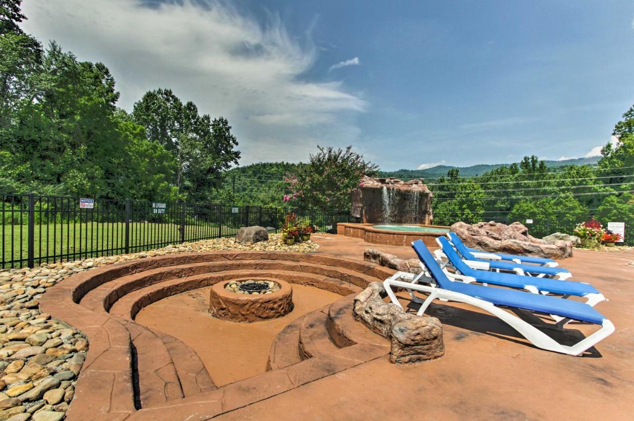 With Pool By National Park! * Gatlinburg