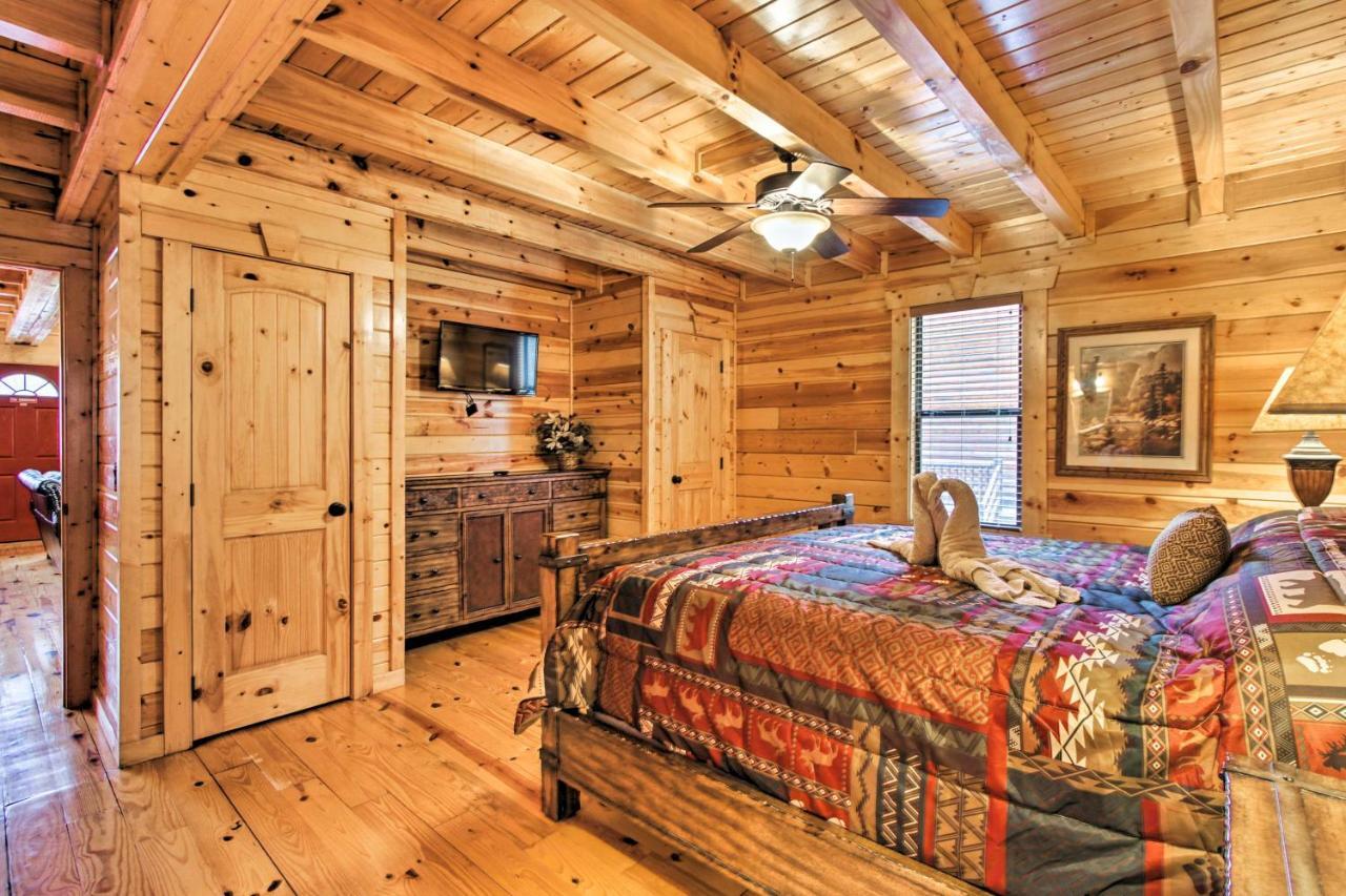 With Pool By National Park! Holiday home Gatlinburg