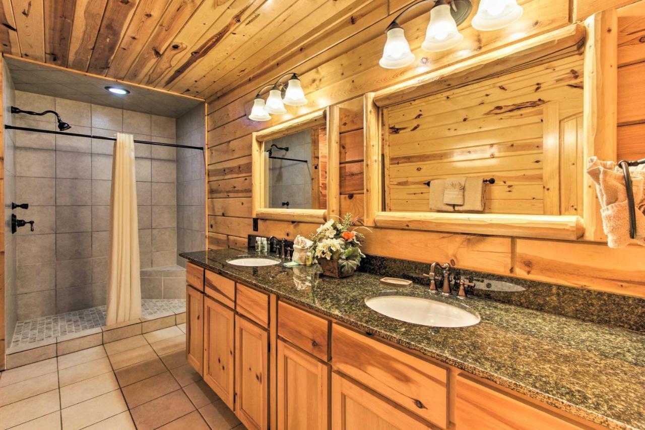 With Pool By National Park! * Gatlinburg