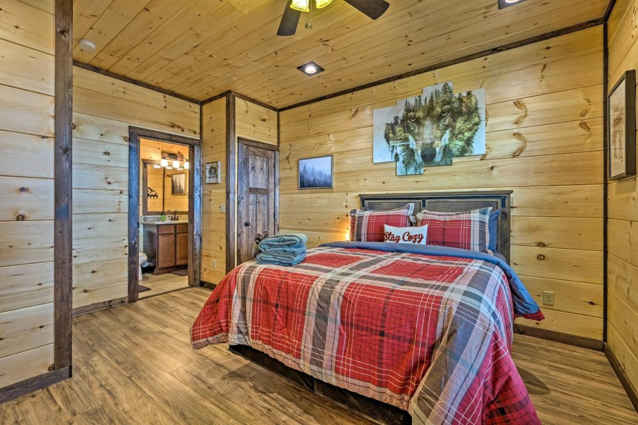 Lightning Bug Lookout Luxury Cabin! *