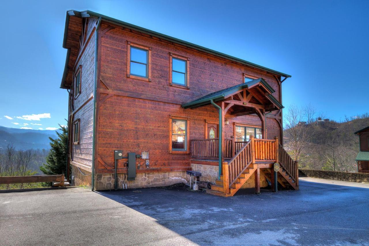 Smoky Mountain Views Gatlinburg