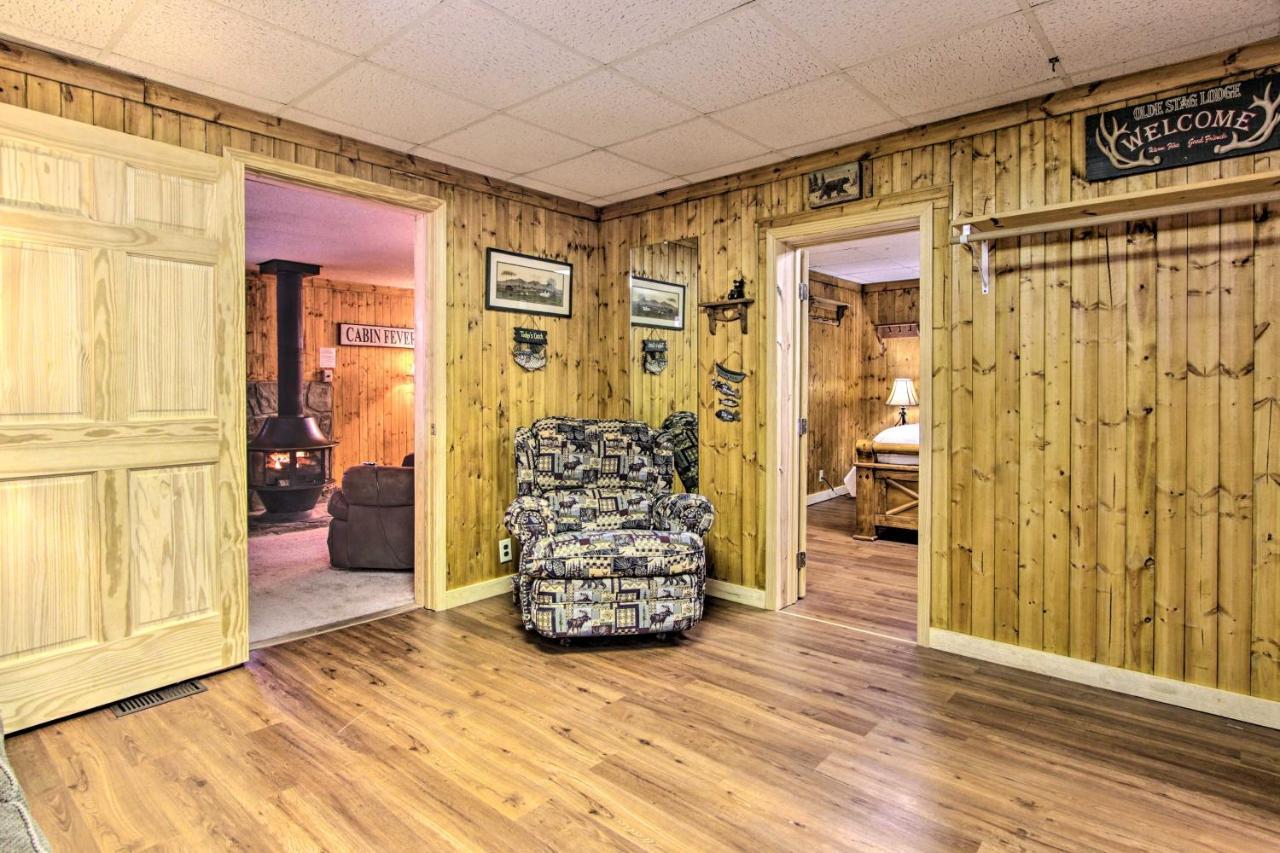 Holiday home Couples Cabin Great Smoky Arts And Crafts Community *