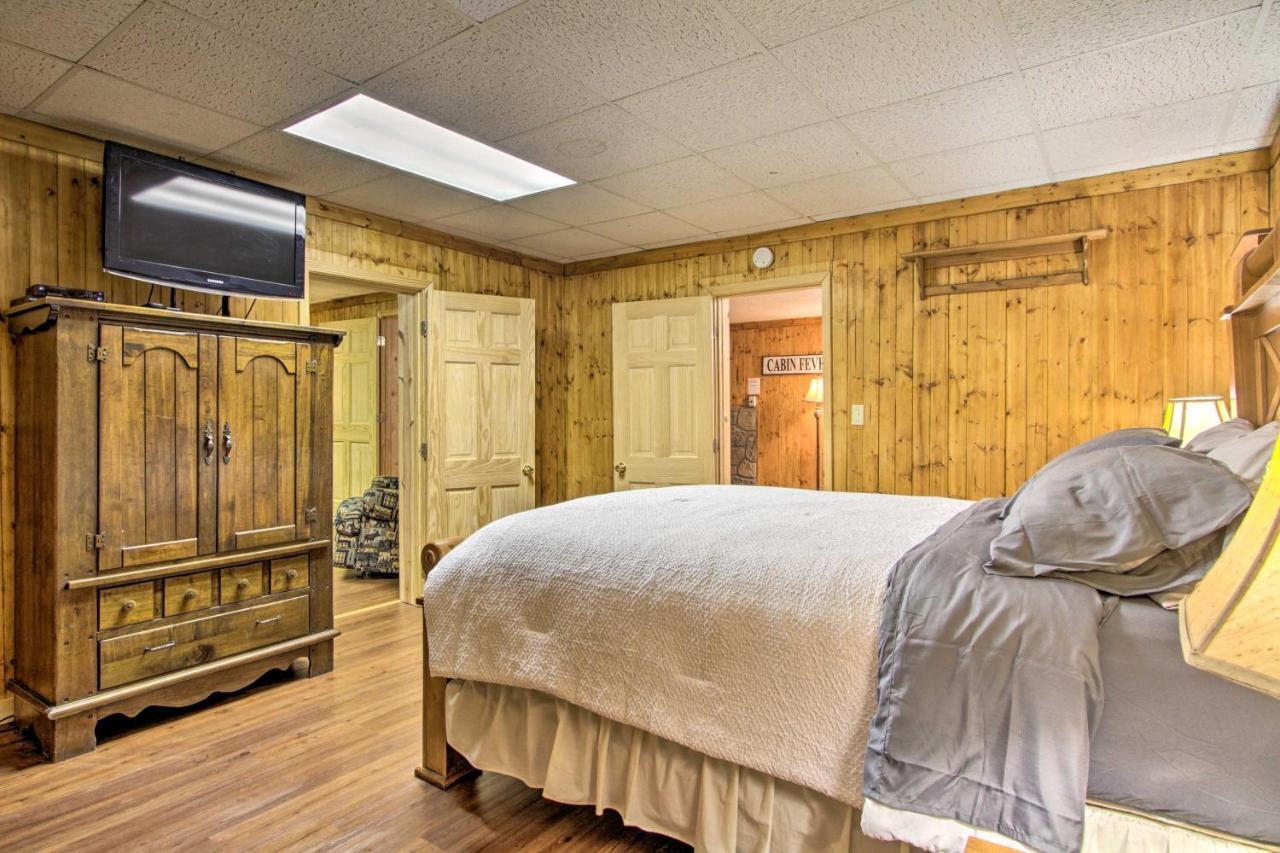 Couples Cabin Great Smoky Arts And Crafts Community Gatlinburg