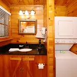 The Cuddle Hut Cabin