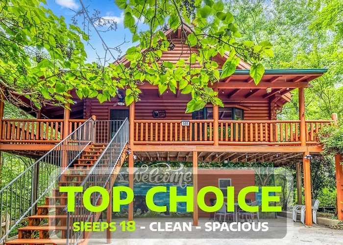 Spacious 7Br Modern Rustic Log Cabin Retreat, Hot Tub, Arcade Room