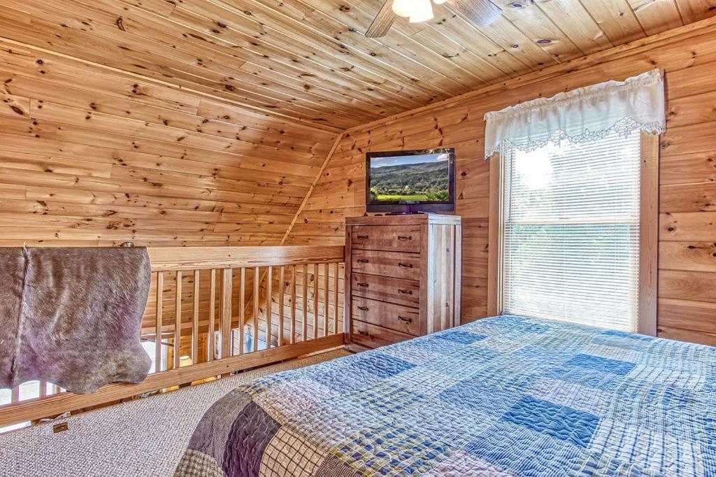 Smoky Mountain Gem Holiday home
