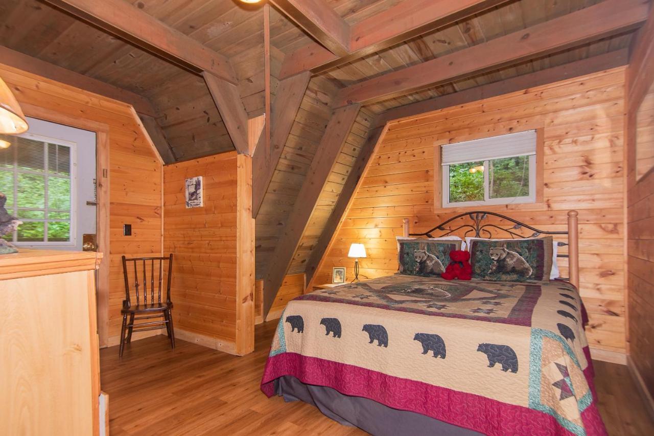 Holiday home Smoky Bear Hideaway *