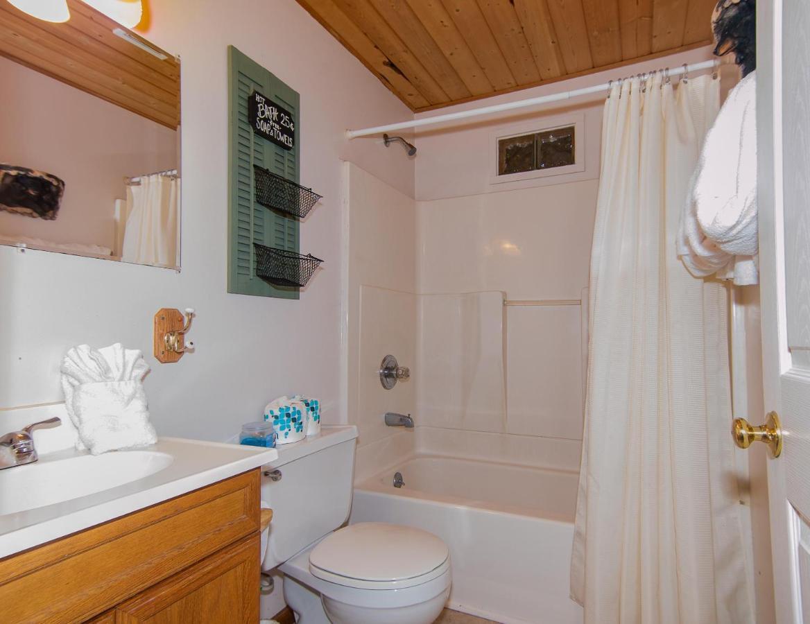Smoky Bear Hideaway