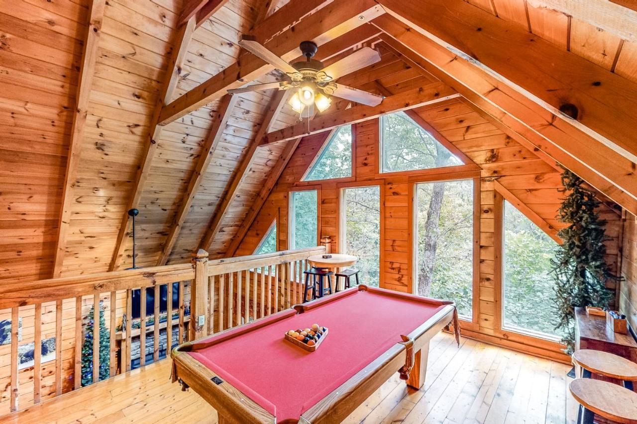 Beary Comfy * Gatlinburg