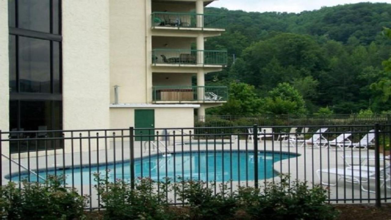 Apartment Chateau 309 *