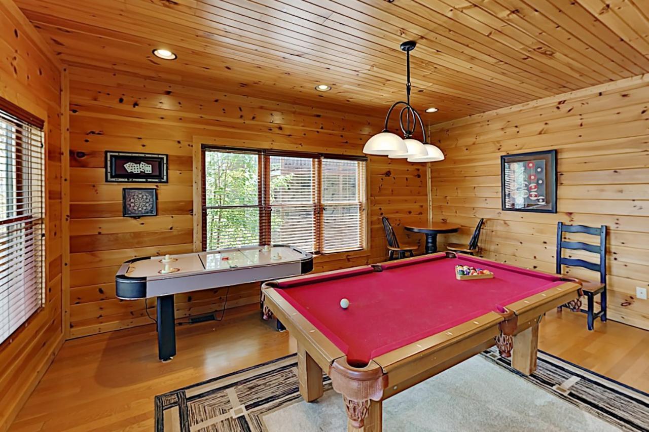 Falls Cabin Unit 812 Holiday home