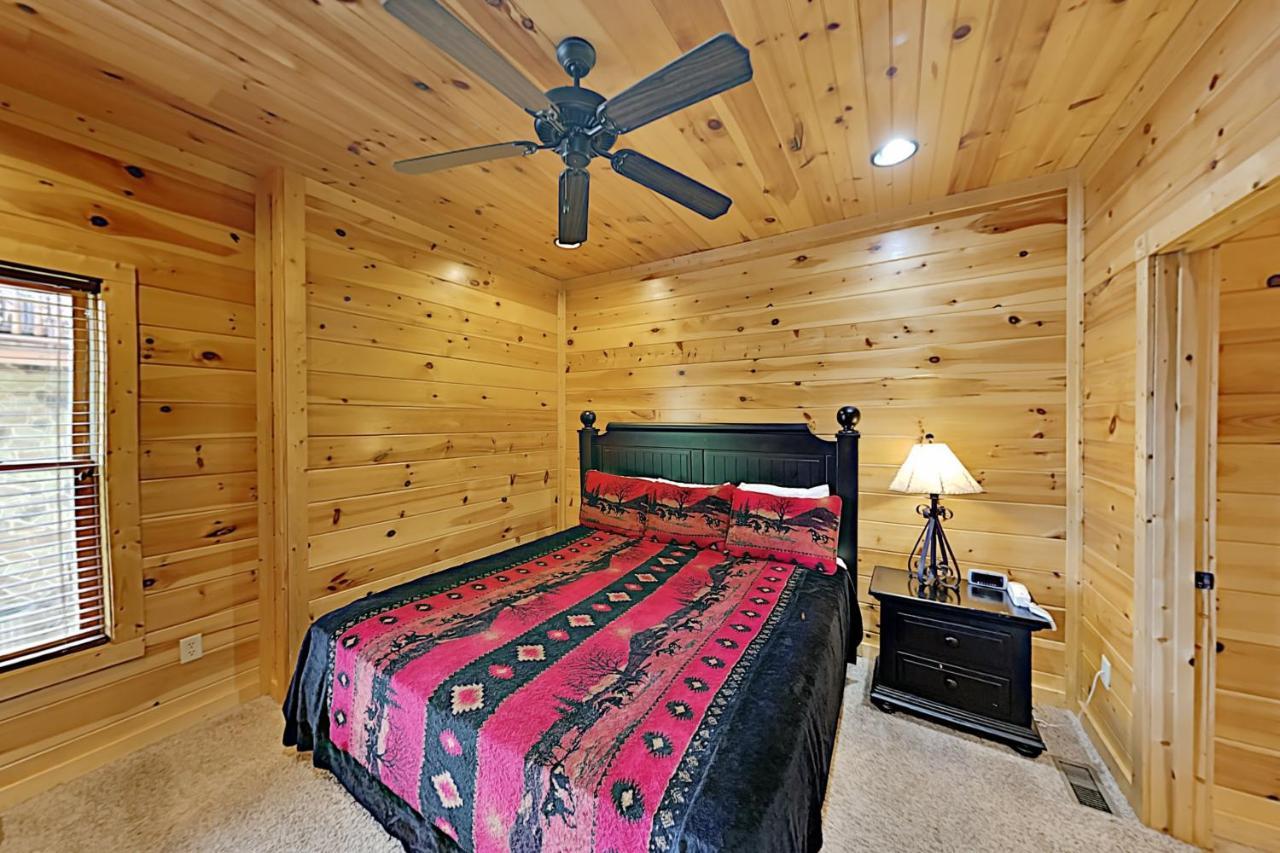 Holiday home Falls Cabin Unit 812