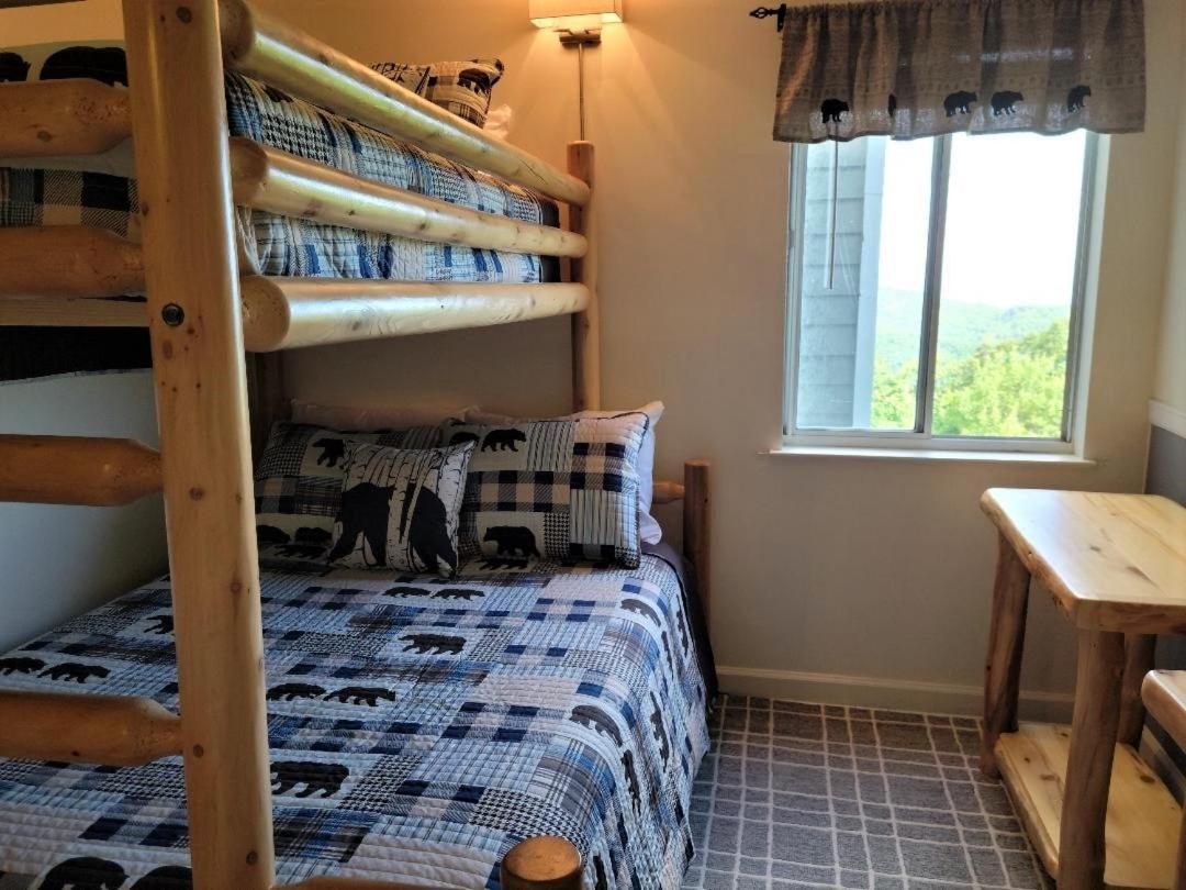 Mountain Magnificent Views - 2 Pools, Fireplace & Hot Tub Apartment Gatlinburg