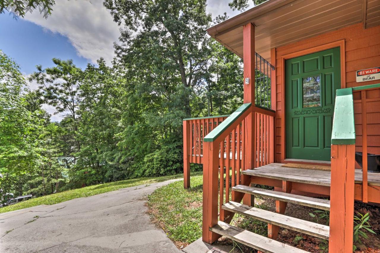 Hot Tub, Sauna And Mountain View Holiday home *