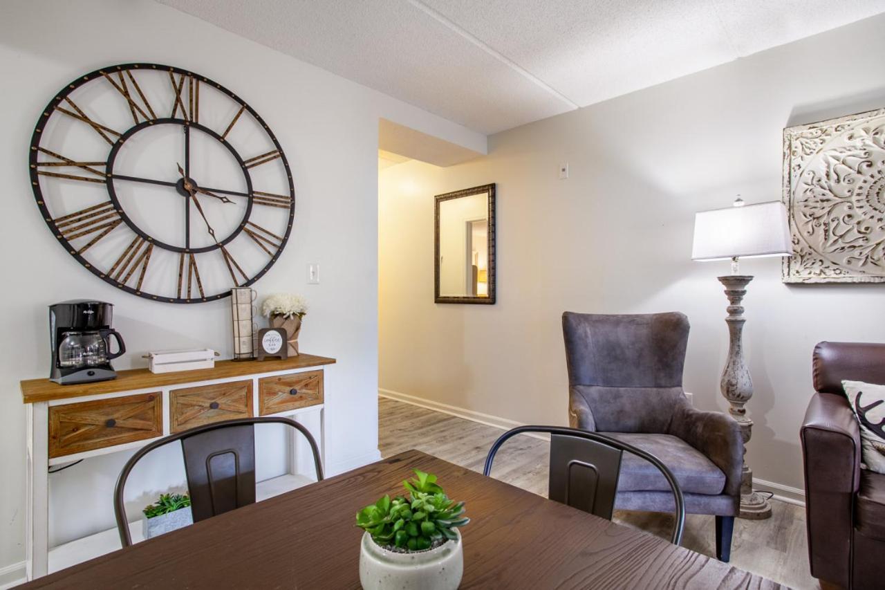 Holiday home Timber Minutes From Downtown *