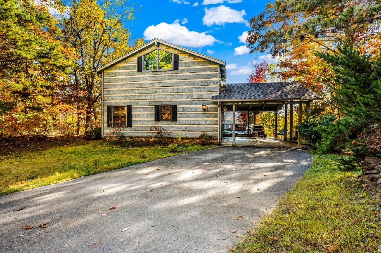 Holiday home Barenberg Cabin: Panoramic Smoky Mountain Retreat With Dual
